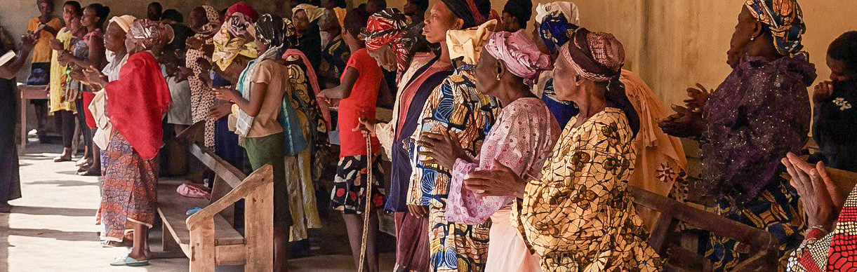 Volunteers distributing food support to families in Magongo